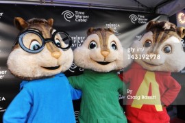 Alvin and The Chipmunks : Chipwrecked