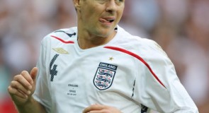 Kapten Inggris Steven Gerrard