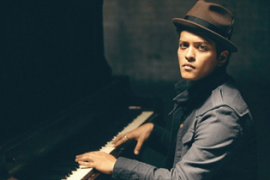 Sosok Penyanyi Bruno Mars