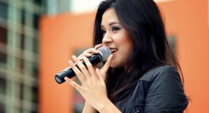 9 Fakta Penyanyi Muda Raisa