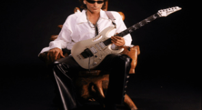 Konser Steve Vai Dihelat di Jakarta