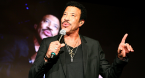 Lionel Richie: Jakarta Is Hot