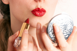 Mengenal Karakter dan Kepribadian Wanita dari Lipstik yang Dikenakan